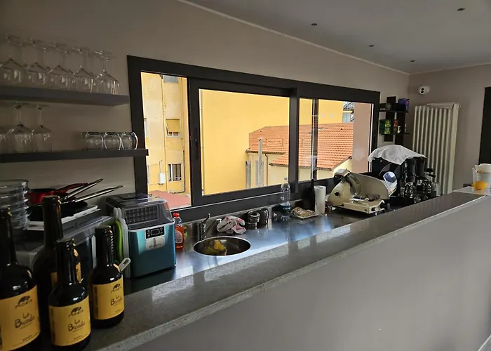 Prima Fila Premium 招待所 4*